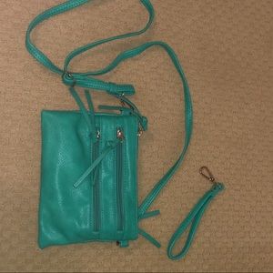 CUTE AQUA PURSE